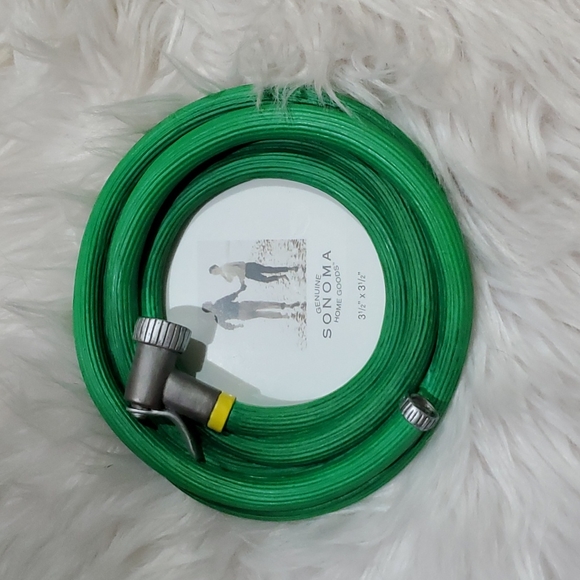 Picture frame - Picture 2 of 5